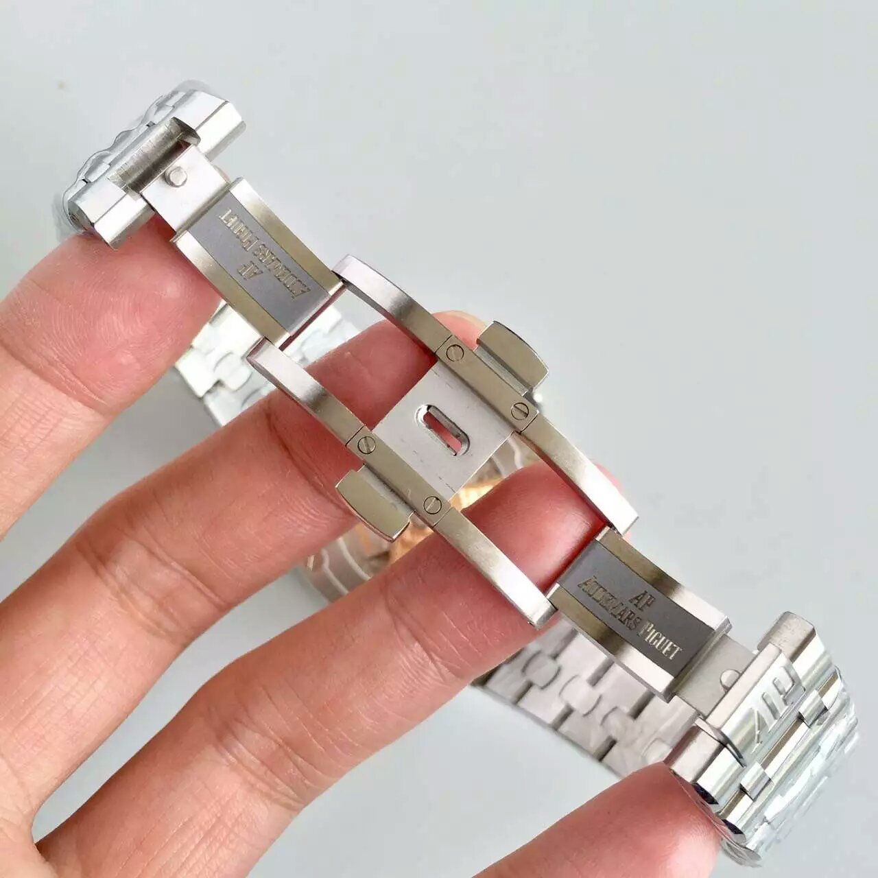 【JF Factory  High quality  Knockoff 】Audemars Piguet  Royal Oak Offshore 系列26470ST.OO.A027CA.01机械 wrist watches 《钢带》 / AP001.1