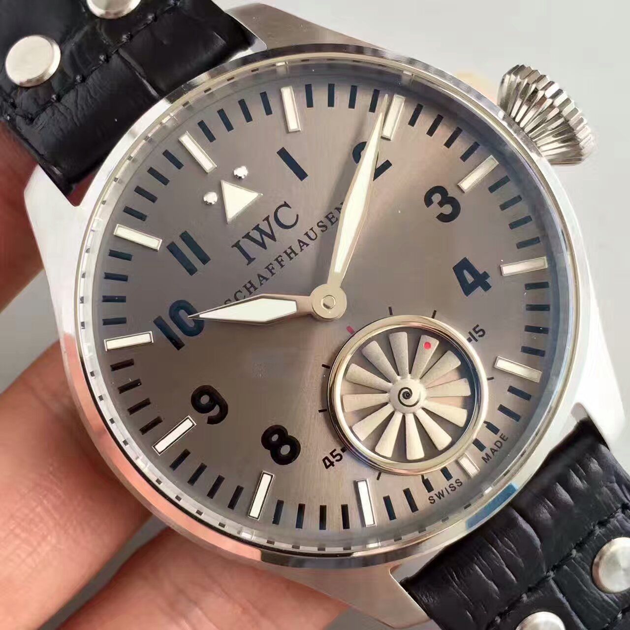 【KW Factory 1:1 Replica Watches 】 IWC 飞行员IW500301（俗称涡轮大飞） 最新终极升级版 / WG109 