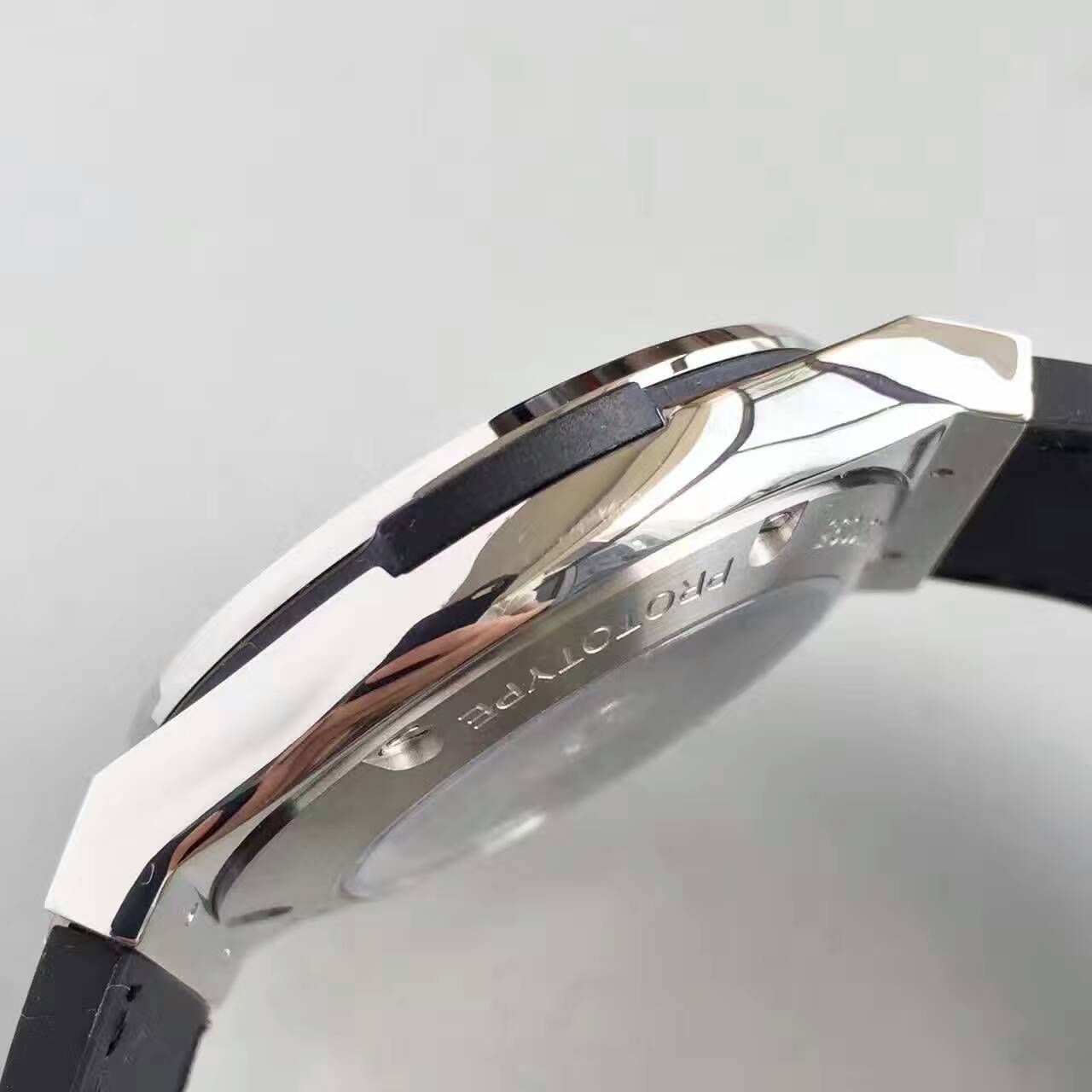 【TF top  Replica Watches 】  Hublot 经典融合系列505.TX.0170.LR wrist watches  / YB026