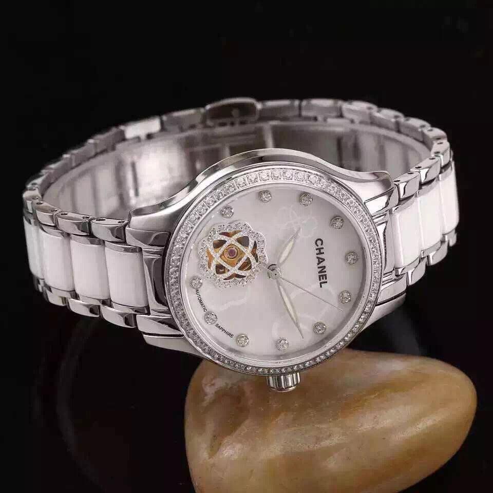  Chanel  J12系列  镶钻精钢表盘  日本进口全自动机械 Movement   TOP 女士 wrist watches  白色款 / XNR014B 