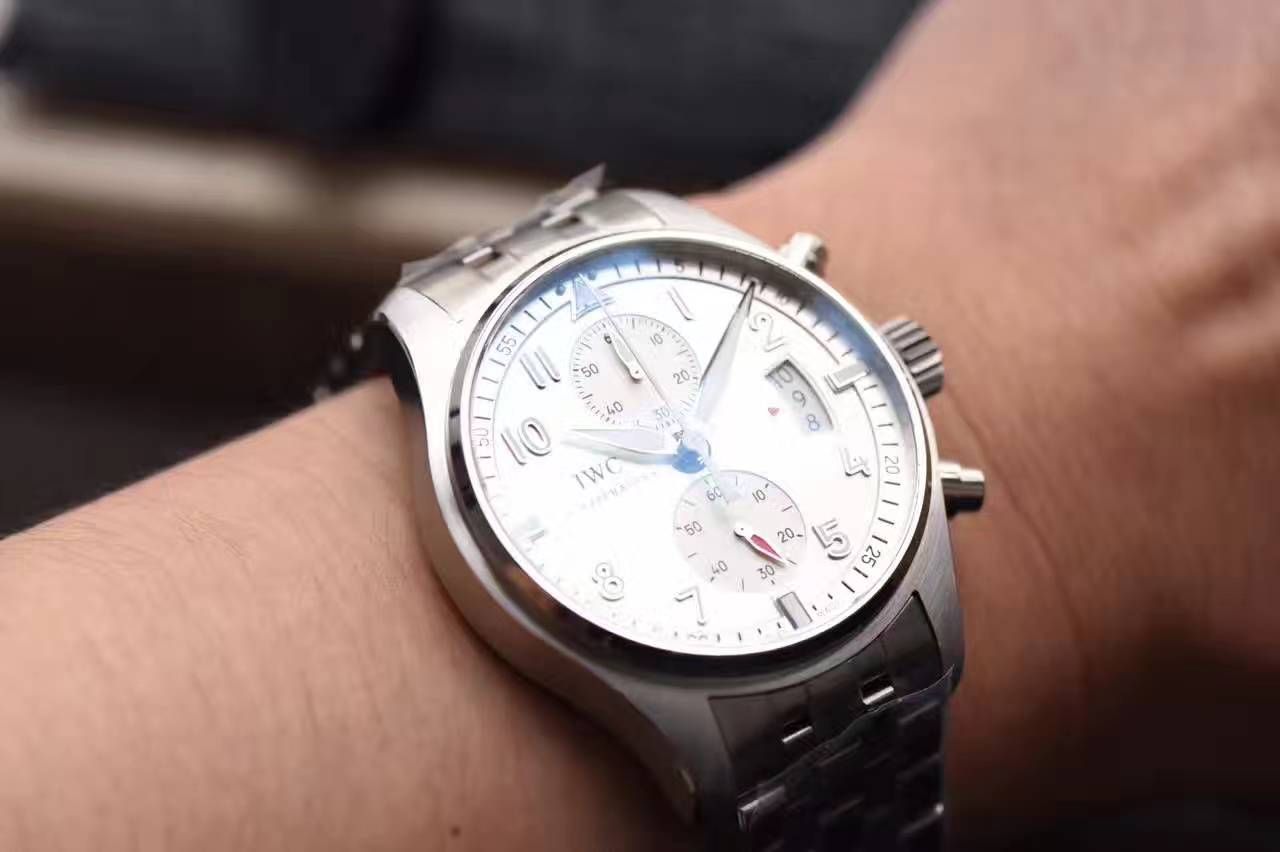 【独家视频测评】V6 Factory  Perfect  High quality  Replica Watches  IWC 飞行员计时 “JU-AIR”特别版系列IW387809钢带 / WG168