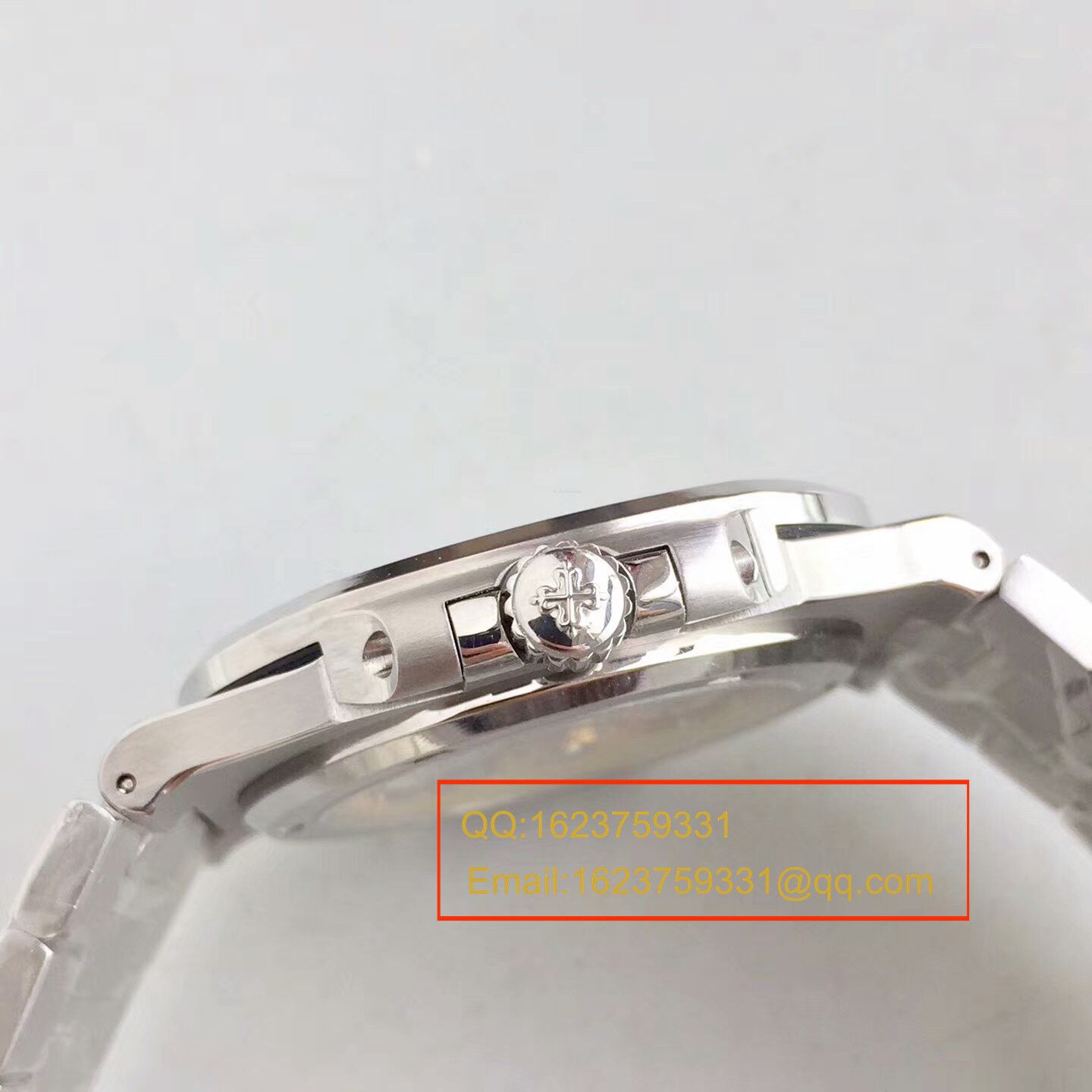 【PF Perfect  High quality  Replica Watches 】 PATEK PHILIPPE 运动系列5711G 白金 wrist watches 钢带款( Nautilus ) / BDBC201