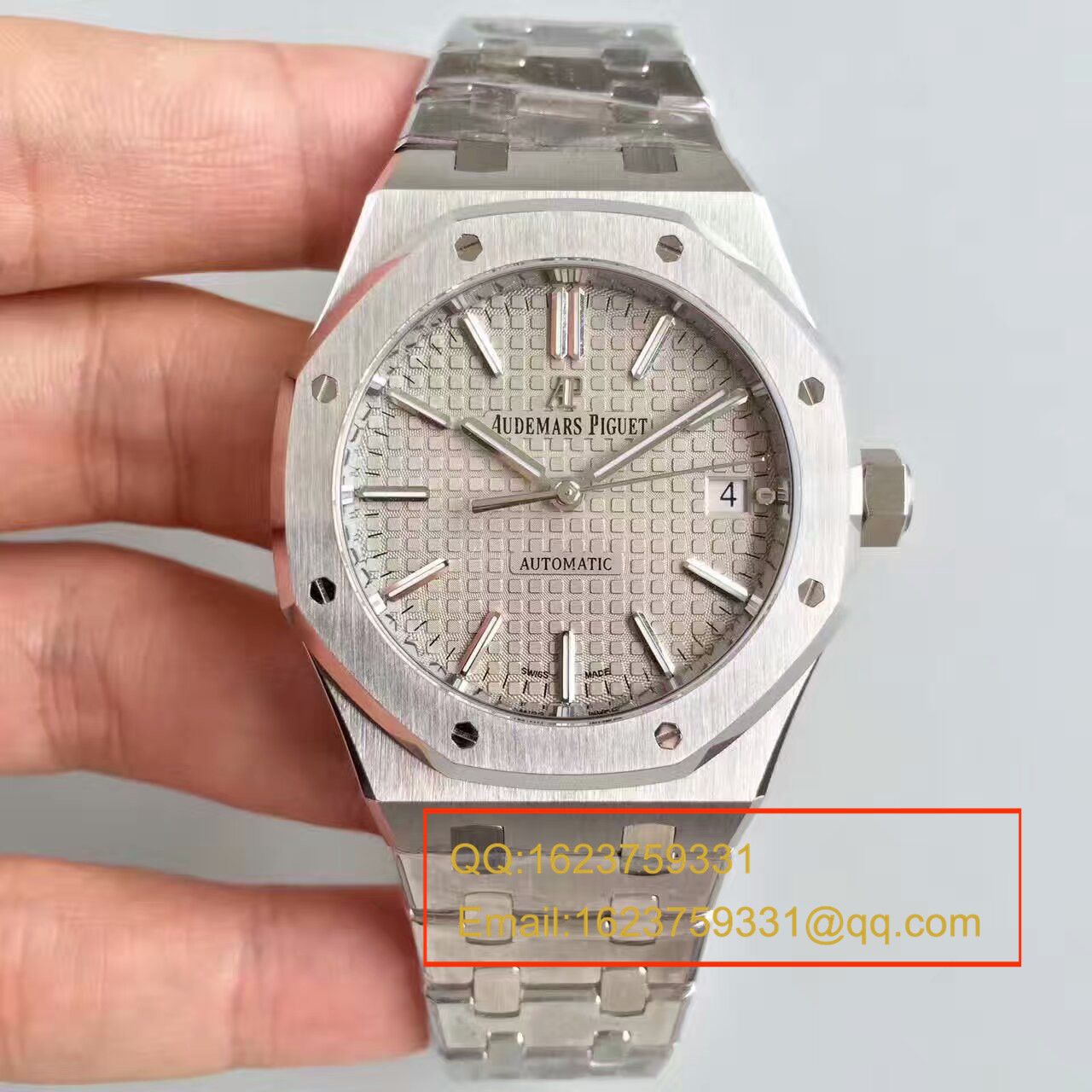 【JF Factory  Replica  Copy  Watches 】Audemars Piguet 皇家橡树系列15450OR.OO.1256OR.01 wrist watches  / AP018