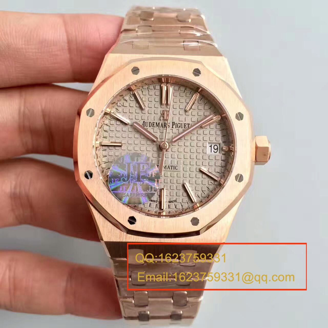 【JF Factory  Replica  Copy  Watches 】Audemars Piguet 皇家橡树系列15450OR.OO.1256OR.01 wrist watches  / AP018