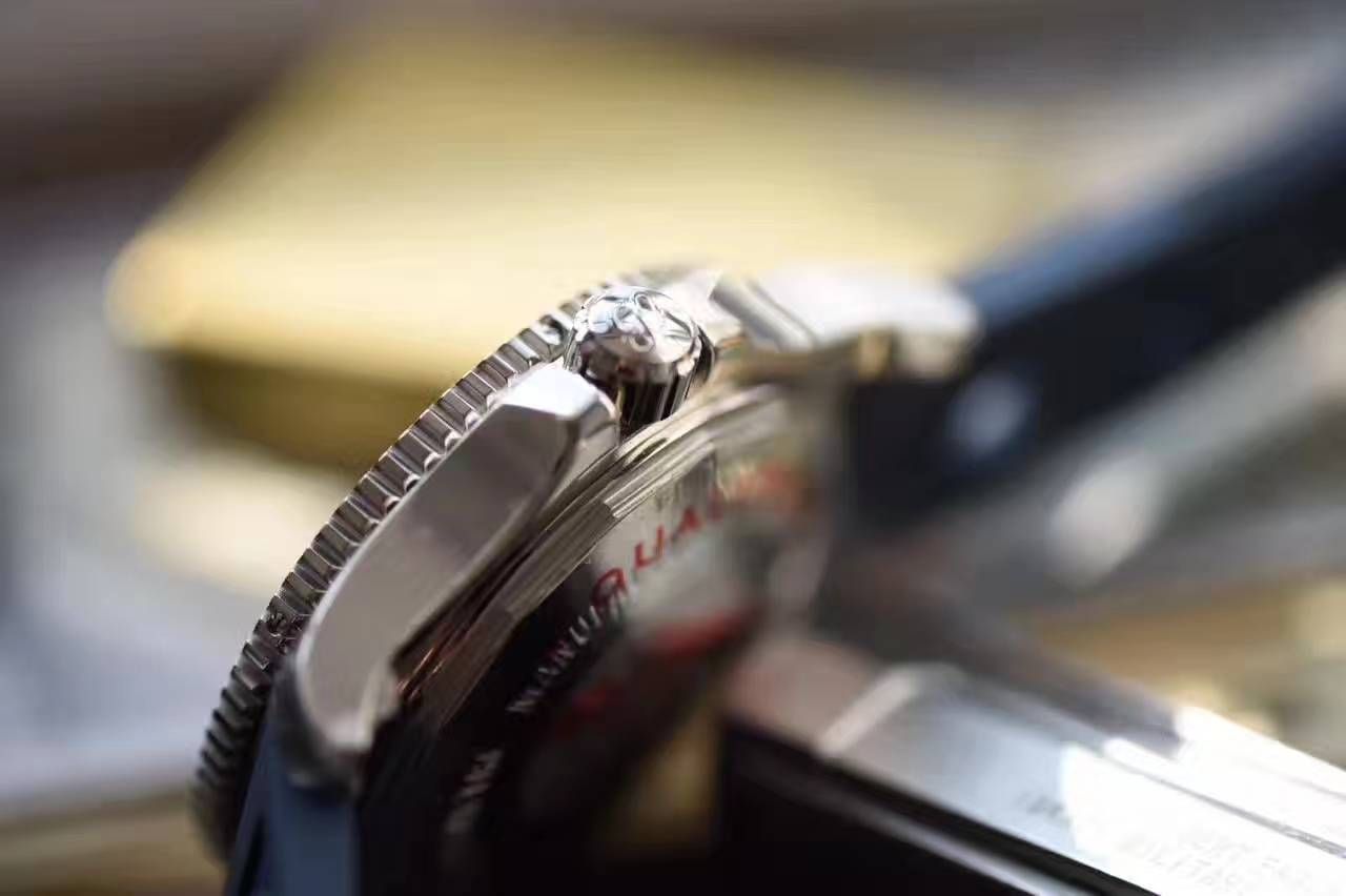 【视频解析N Factory 1:1 High quality  Replica Watches 】 Breitling 超级海洋二代系列A17392D8/C910/228S/A20SS.1 wrist watches  / BL055A