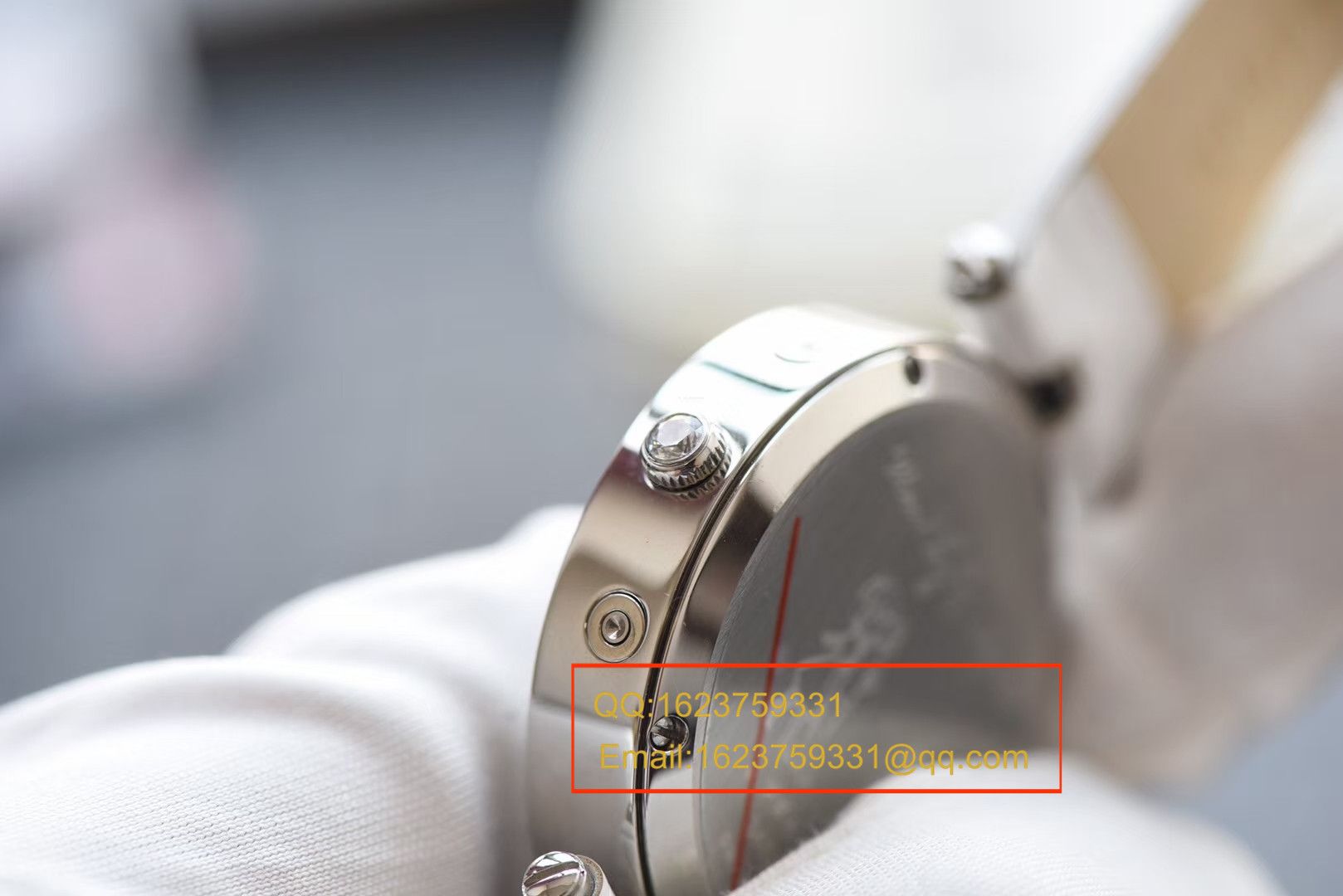 Van Cleef & Arpels Replica Copy 梵克雅宝诗情人桥意复杂功能 wrist watches 系列VCARN9VI00 wrist watches  / 梵克雅宝 VCA01