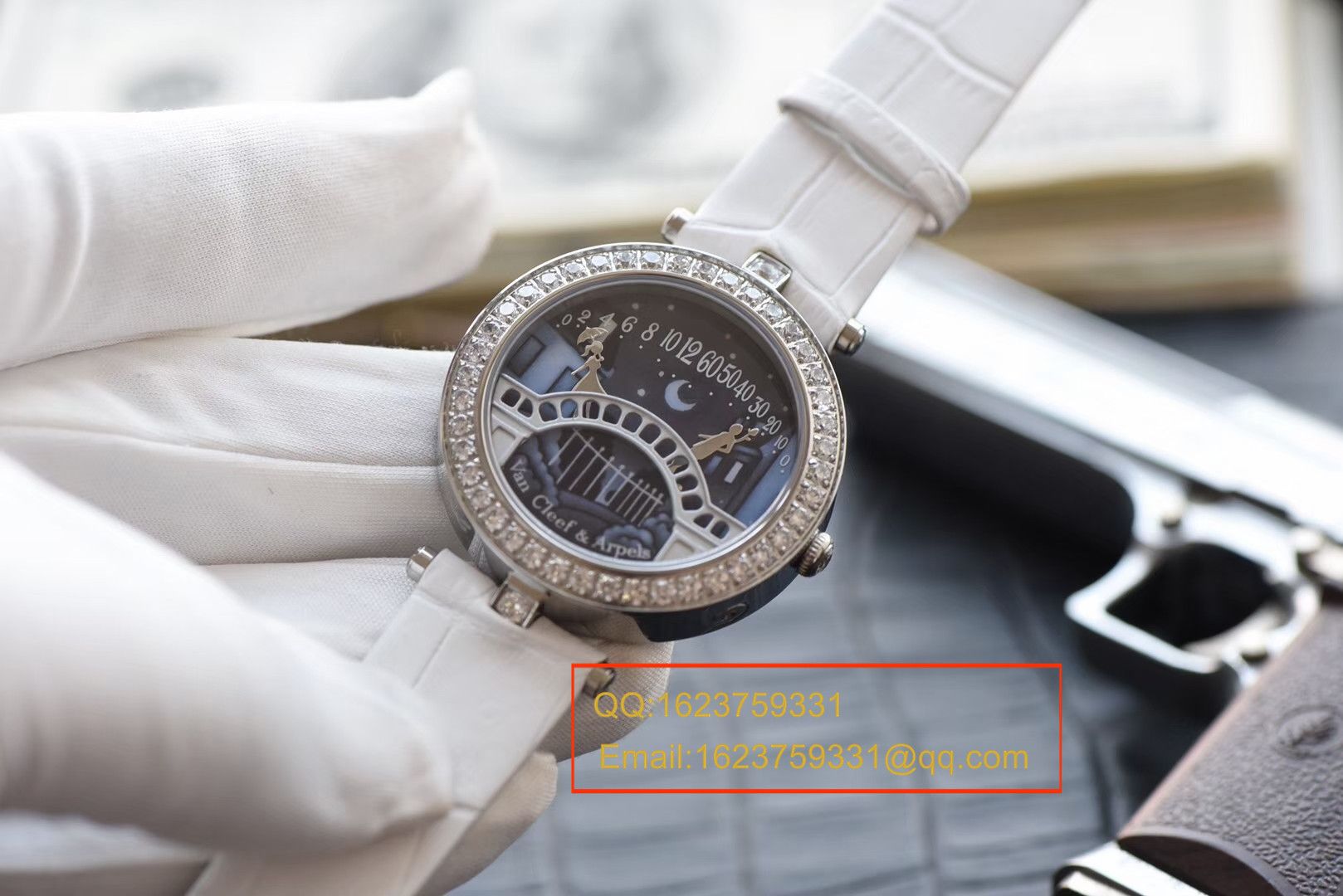 Van Cleef & Arpels Replica Copy 梵克雅宝诗情人桥意复杂功能 wrist watches 系列VCARN9VI00 wrist watches  / 梵克雅宝 VCA01