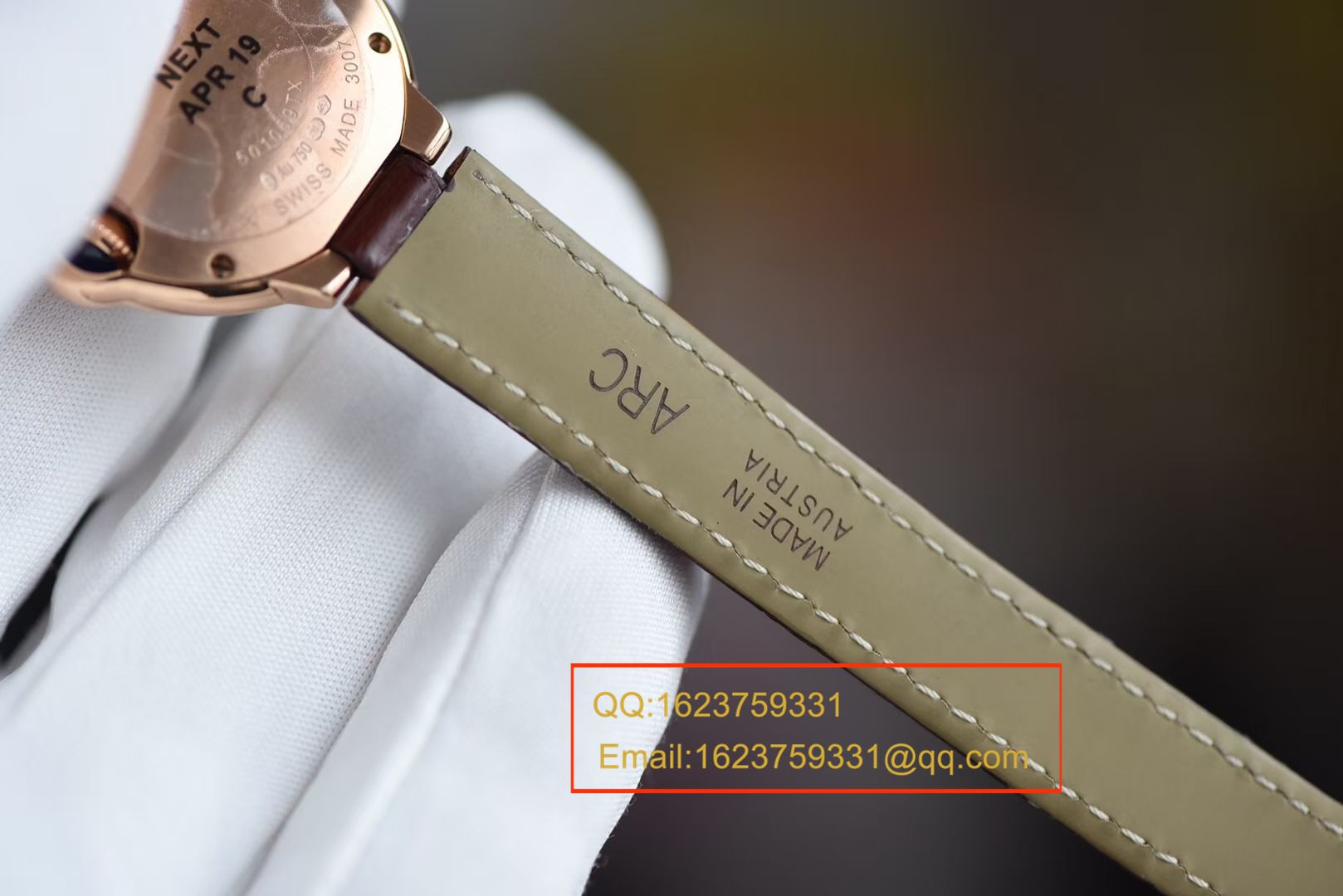 【HBBV6 Perfect  High quality  Replica Watches 】 Cartier  蓝气球系列小号蓝气球28毫米石英W6900256女士 wrist watches 《配鳄鱼皮》 / K139