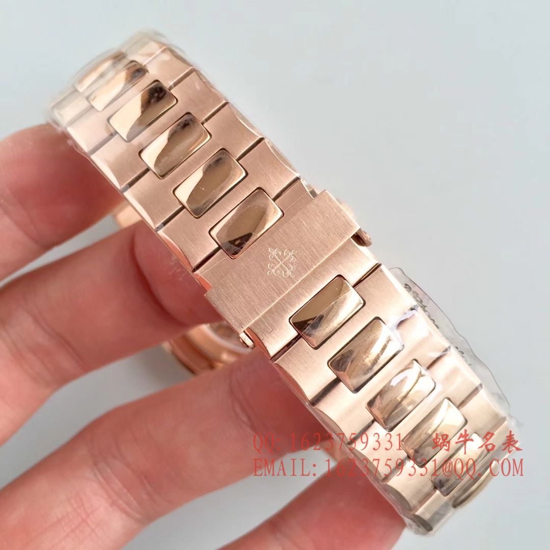 【台湾 High quality 1:1 Replica Watches 】 PATEK PHILIPPE  Nautilus 5712/1A-001、5724G-001、5722G-001、5724R-001、5712G-001、5712GR-001 / BD218