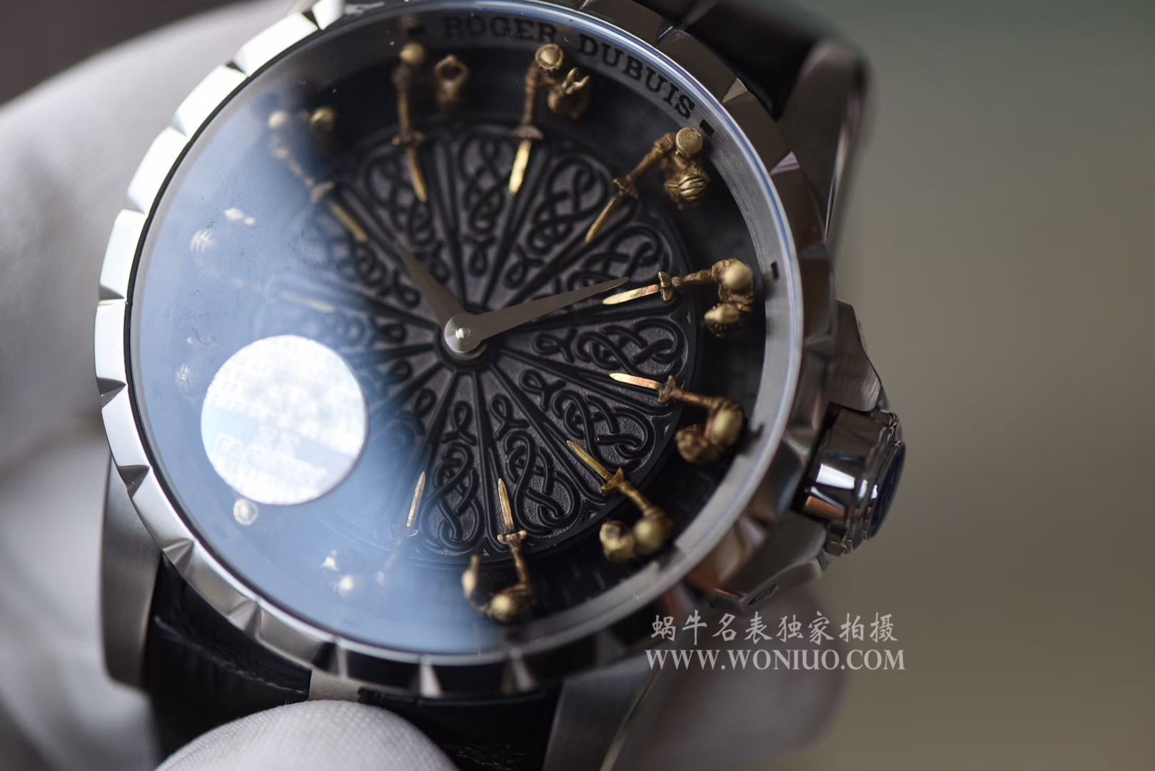【独家 Video analysis ZZ Perfect  Replica Watches 】罗杰杜彼EXCALIBUR（王者系列）系列12圆桌骑士RDDBEX0495 wrist watches  / LJ005