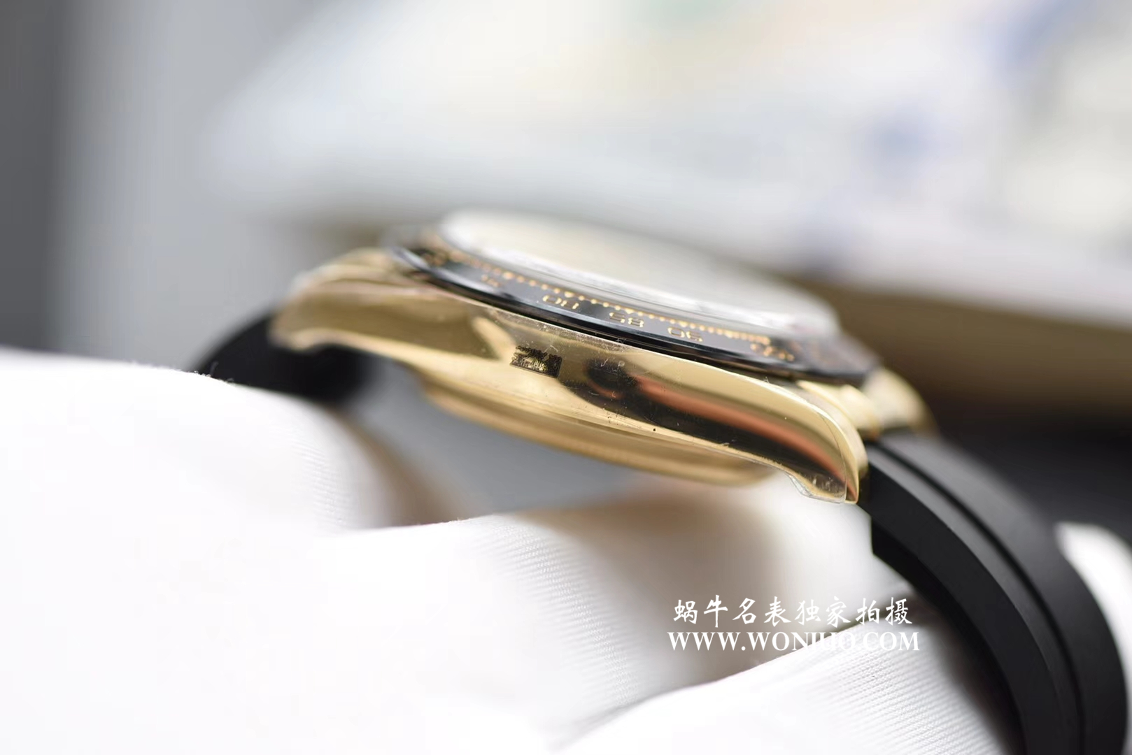 【AR Perfect  High quality  Replica Watches 】 Rolex  Cosmograph Daytona  Ditongna 系列黄金面116518LN wrist watches  / R202