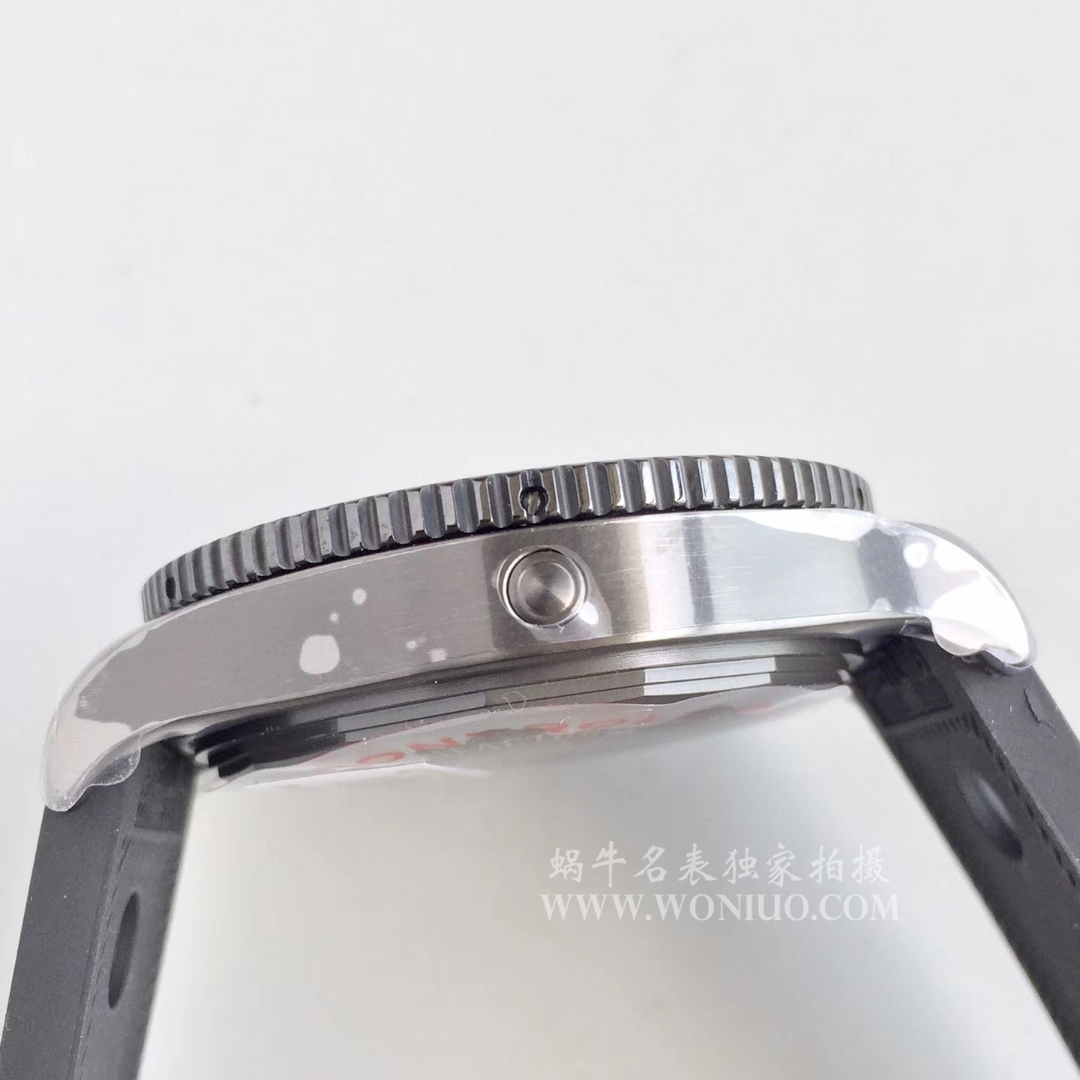 【GF Perfect  High quality  Replica Watches 】 Breitling 超级海洋系列M1739313|BE92|227S|M20SS.1 超级海洋44特别版 wrist watches  / BL082