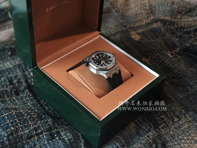 【JF Factory 1:1 Replica Watches 】Audemars Piguet AP皇家橡树离岸经典15703ST.OO.A002CA.01男士 Watches  / AP095B