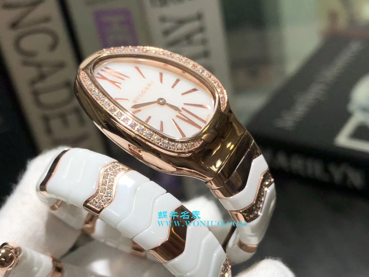  BVLGARI Serpenti Spiga系列 wrist watches 集女性制表工艺之大成蛇形 wrist watches  / BG005