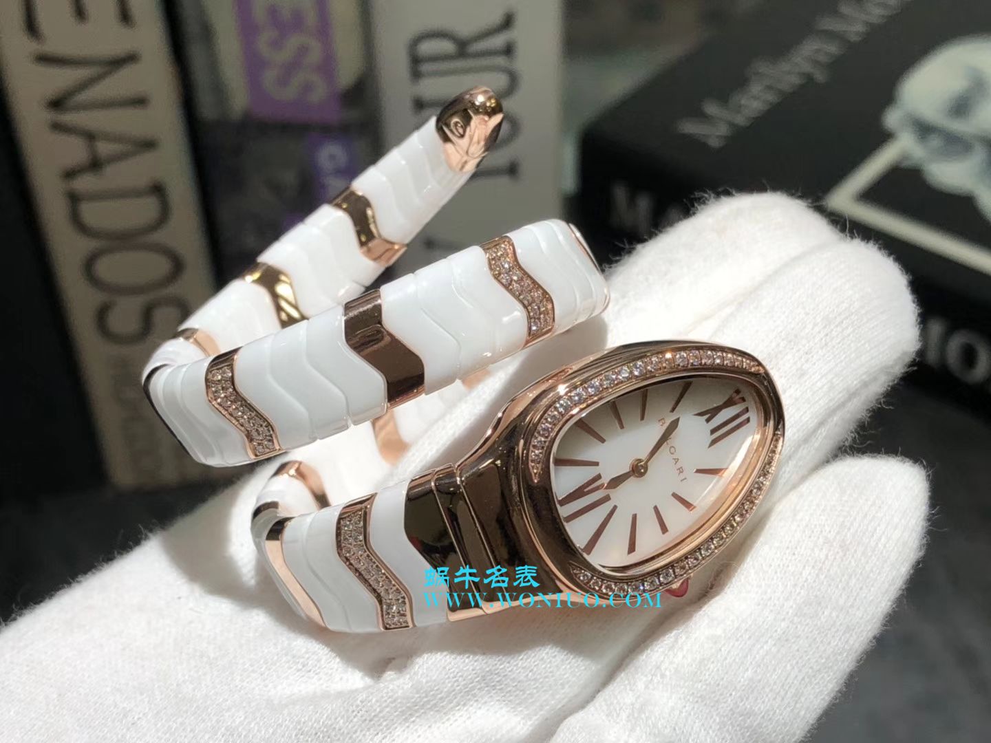  BVLGARI Serpenti Spiga系列 wrist watches 集女性制表工艺之大成蛇形 wrist watches  / BG005