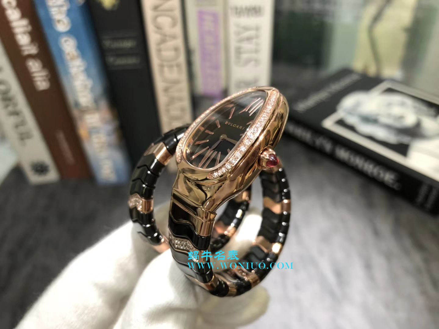  BVLGARI Serpenti Spiga系列 wrist watches 集女性制表工艺之大成蛇形 wrist watches  / BG005