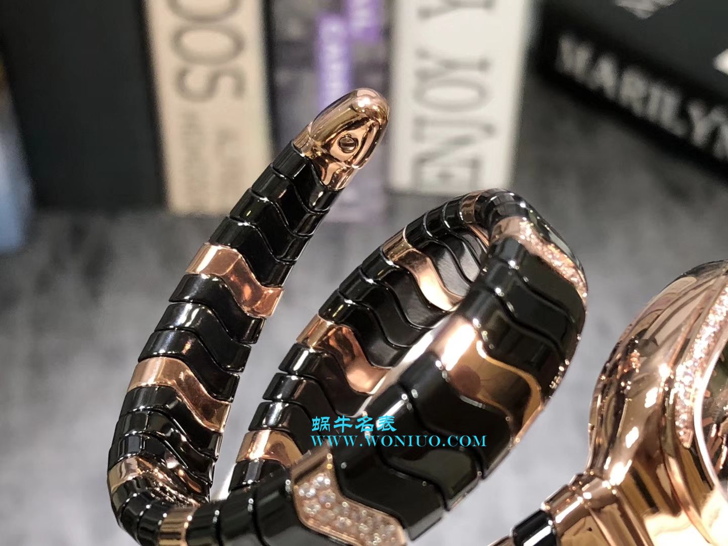  BVLGARI Serpenti Spiga系列 wrist watches 集女性制表工艺之大成蛇形 wrist watches  / BG005