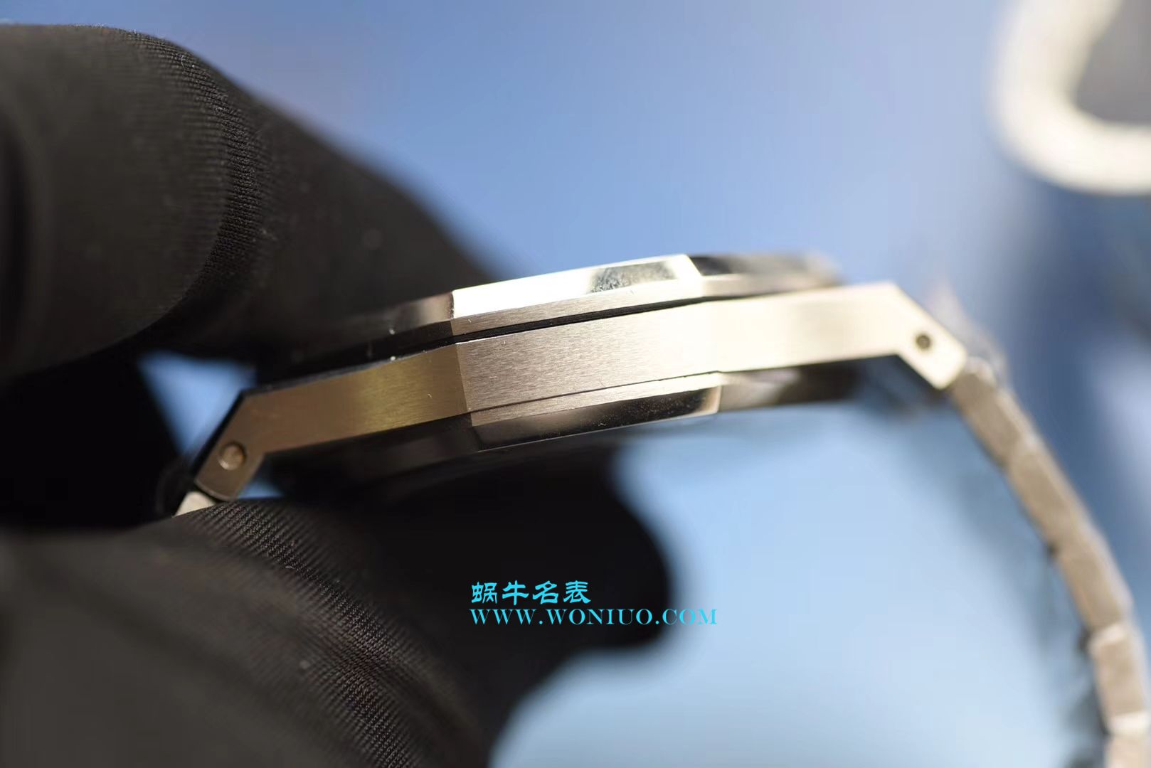 【视频测评JF Perfect  High quality  Replica Watches 】Audemars Piguet 皇家橡树系列15400ST.OO.1220ST.03《蓝面》男表 / JF AP 15400ST
