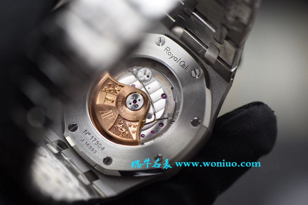 【视频解说】JF Factory  Perfect  Knockoff  Watches 之Audemars Piguet 皇家橡树系列15400ST.OO.1220ST.02男表 / APBF022B