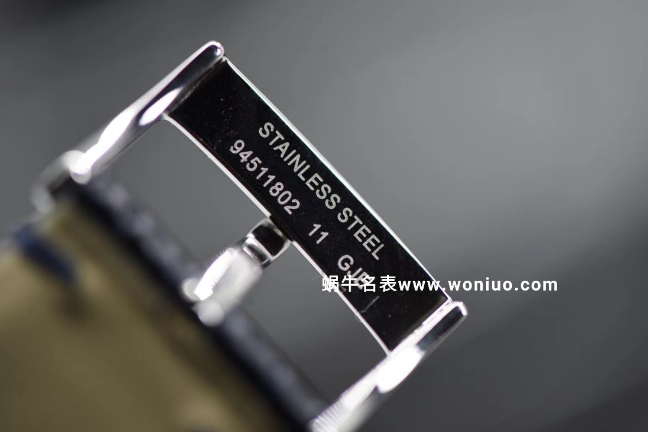TWOMEGA碟飞 Perfect   Replica Watches 424.53.40.21.04.001 wrist watches  / M321