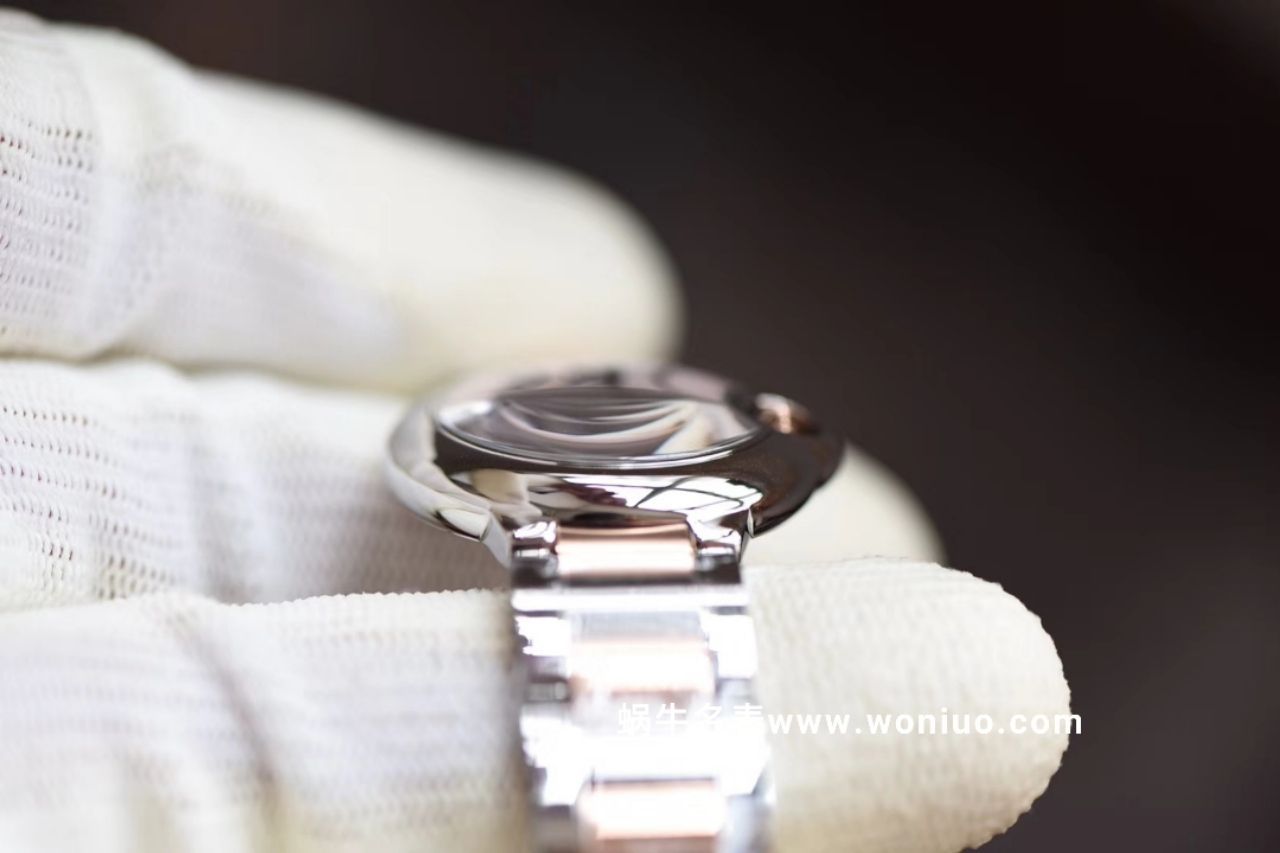 V6 Factory  Cartier  新品蓝气球 28mm间玫瑰金 天然贝母表面 女士石英 wrist watches  / K152