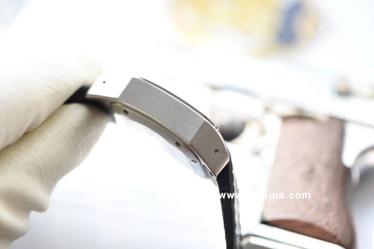【独家视频测评HBBV6 Factory  Perfect  High quality  Replica Watches 】 Cartier   Santos 系列W20126X8 女士机械 wrist watches  / KDY084