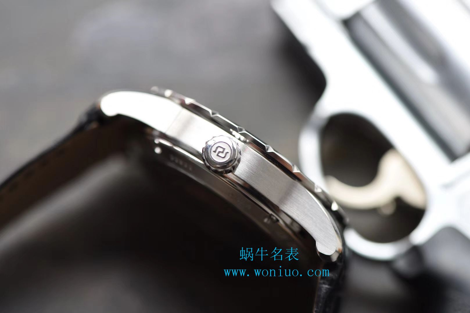 罗杰杜彼EXCALIBUR（王者系列）系列DBEX0536 top  Replica Copy  wrist watches  / LJ009