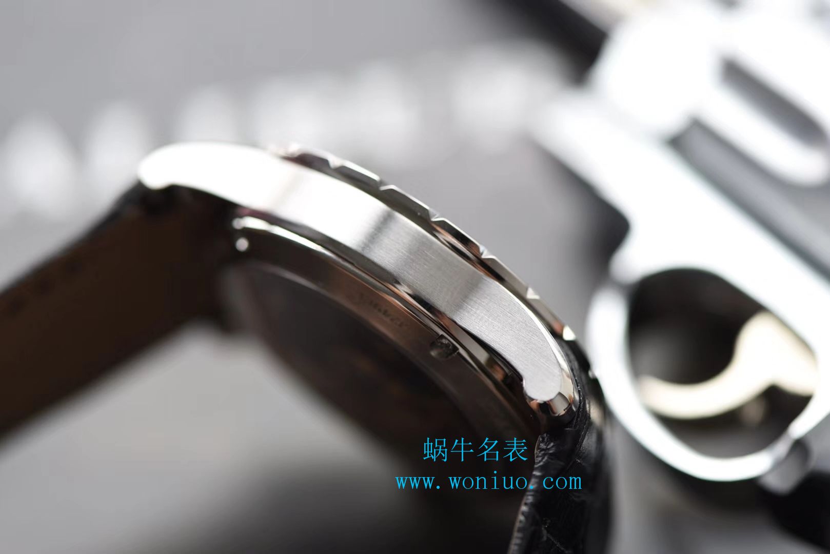 罗杰杜彼EXCALIBUR（王者系列）系列DBEX0536 top  Replica Copy  wrist watches  / LJ009