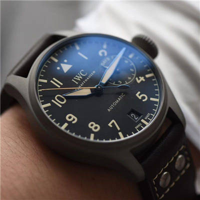 YL最新力作  wrist watches 型号：IW501004） IWC  Replica  Replica IWC这款大型飞行员传承 wrist watches 