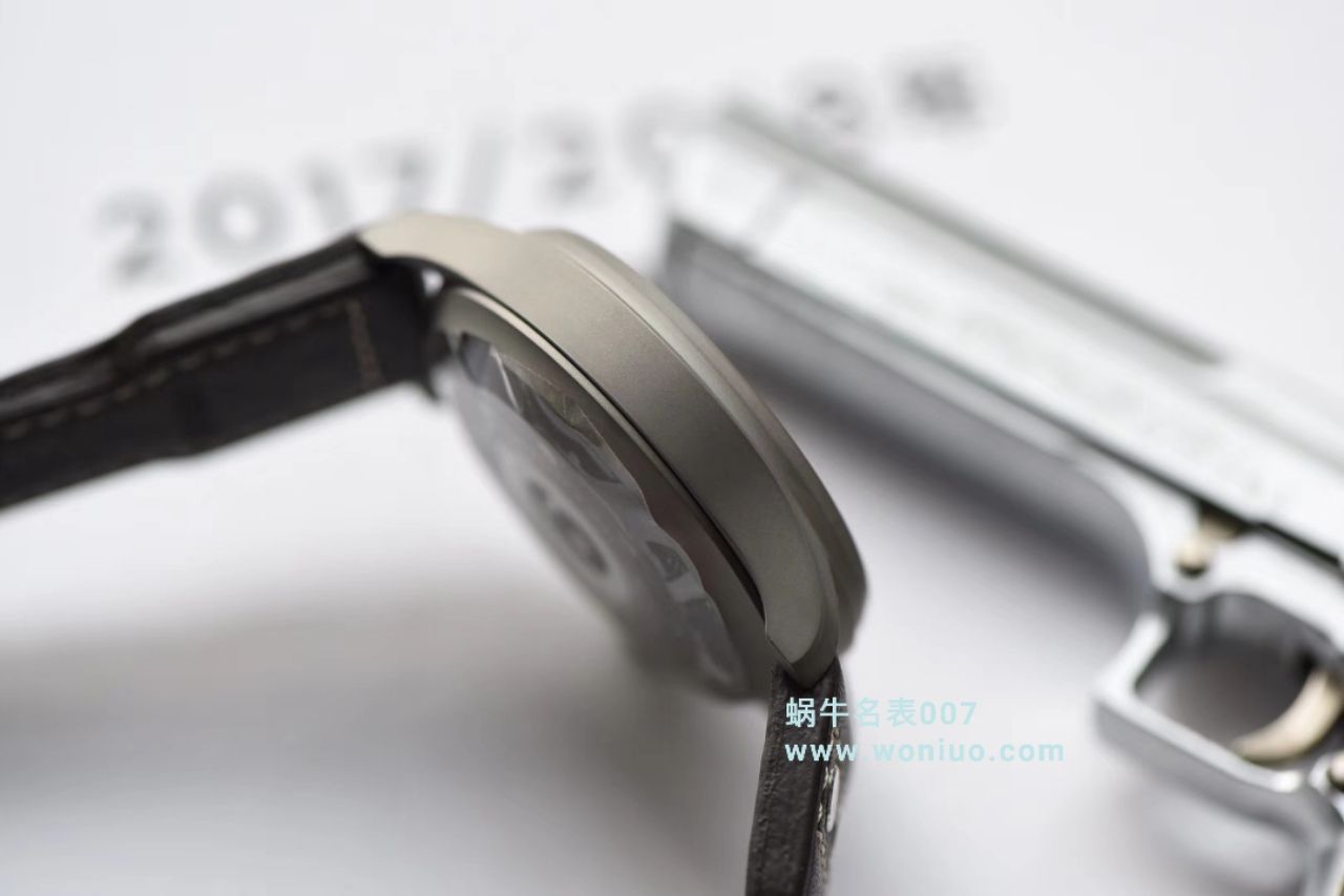 YL最新力作  wrist watches 型号：IW501004） IWC  Replica  Replica IWC这款大型飞行员传承 wrist watches  / WG321