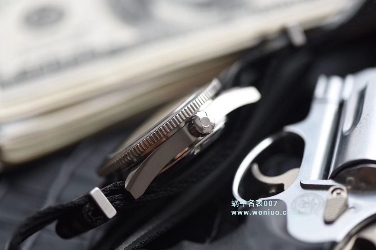 【VS Perfect  High quality  Replica Copy  Watches 】OMEGA Seamaster 系列占士邦007特别版之幽灵党 233.32.41.21.01.001 wrist watches  / M011