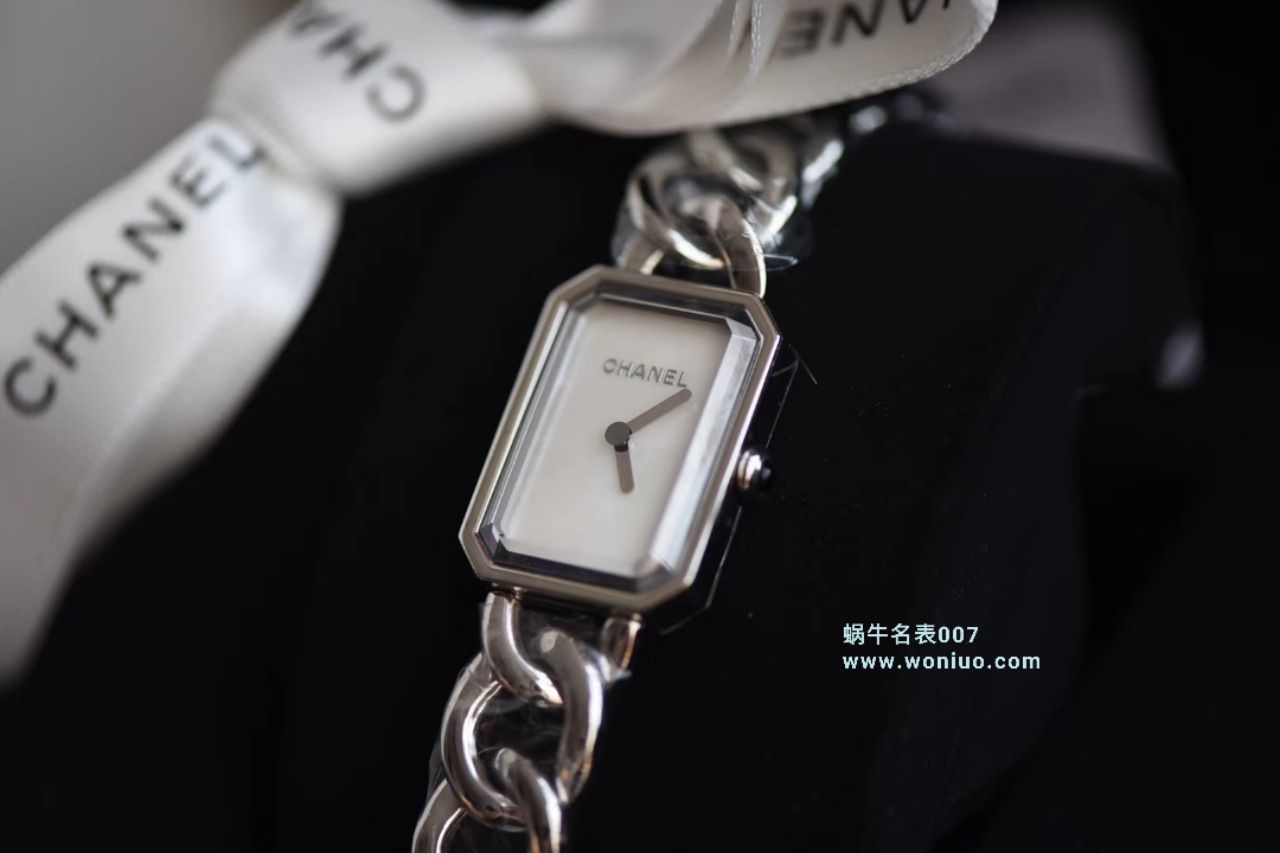  top 时尚女表～香奈儿PREMIÈRE 系列 Replica 女士 wrist watches  / X028
