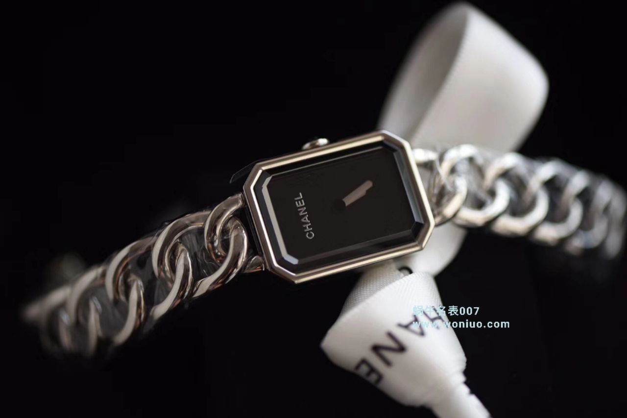  top 时尚女表～香奈儿PREMIÈRE 系列 Replica 女士 wrist watches  / X028