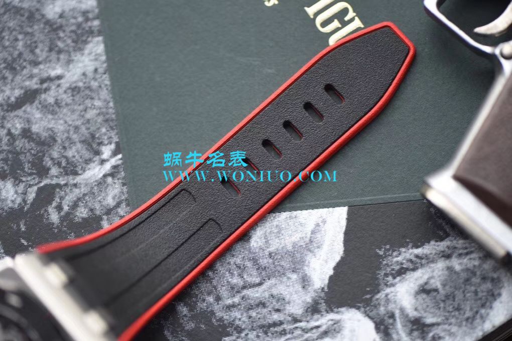 JF Audemars Piguet 2018最新巨作 Replica Copy 26470SO.OO.A002CA.01钢壳 Composite 圈新品 / AP136