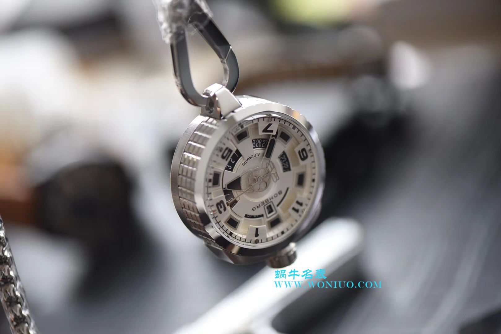 BB FACTORY 巧思之作【一表两用 奇思妙构】BBF出品BOMBERG BOLD系列 wrist watches 劲酷登场， / BB002