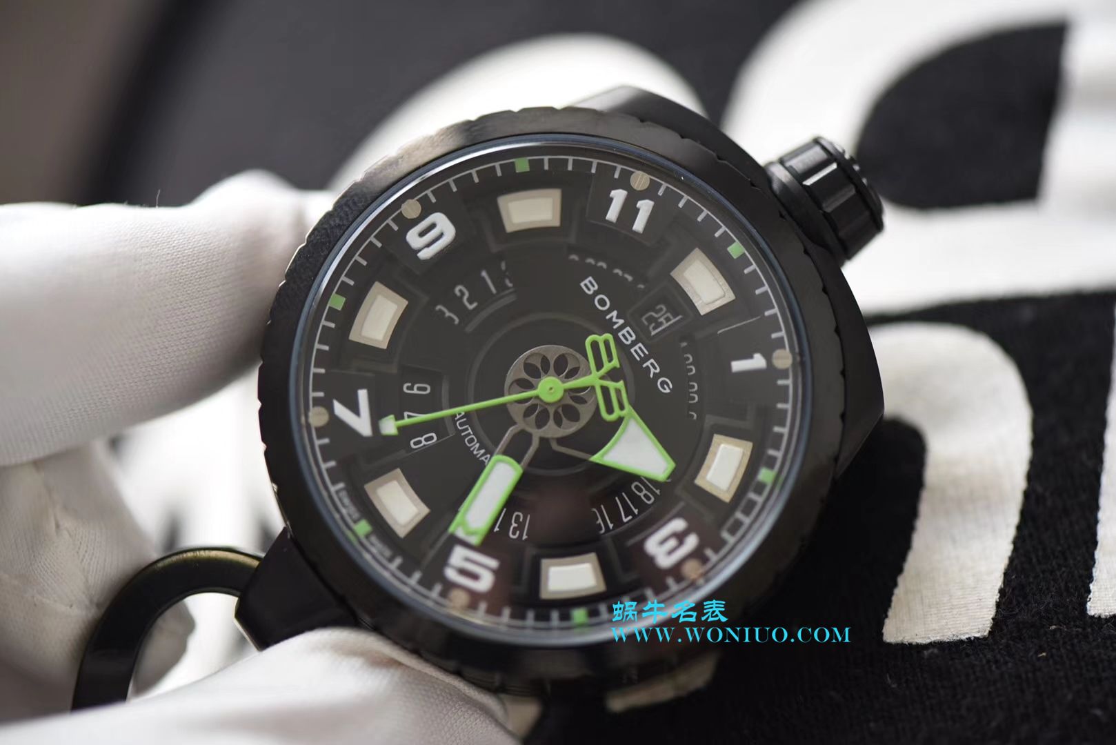 BB FACTORY 巧思之作【一表两用 奇思妙构】BBF出品BOMBERG BOLD系列 wrist watches 劲酷登场， / BB002