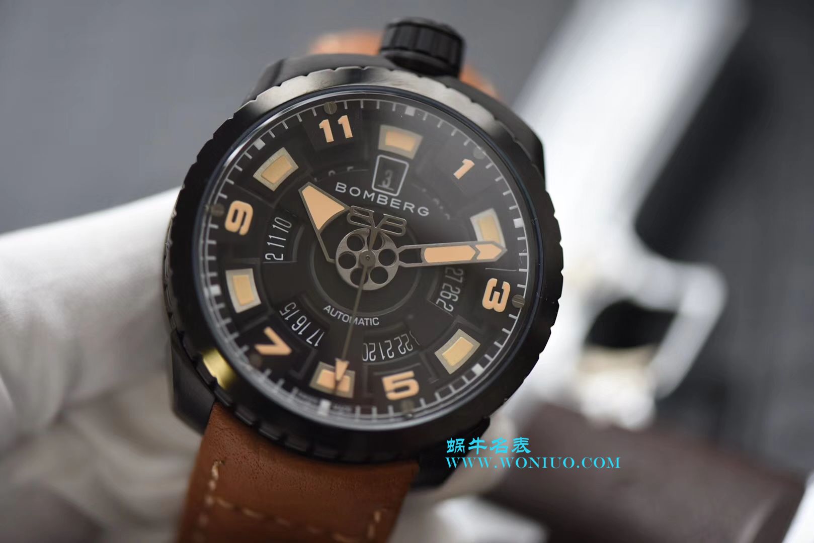 BB FACTORY 巧思之作【一表两用 奇思妙构】BBF出品BOMBERG BOLD系列 wrist watches 劲酷登场， / BB002