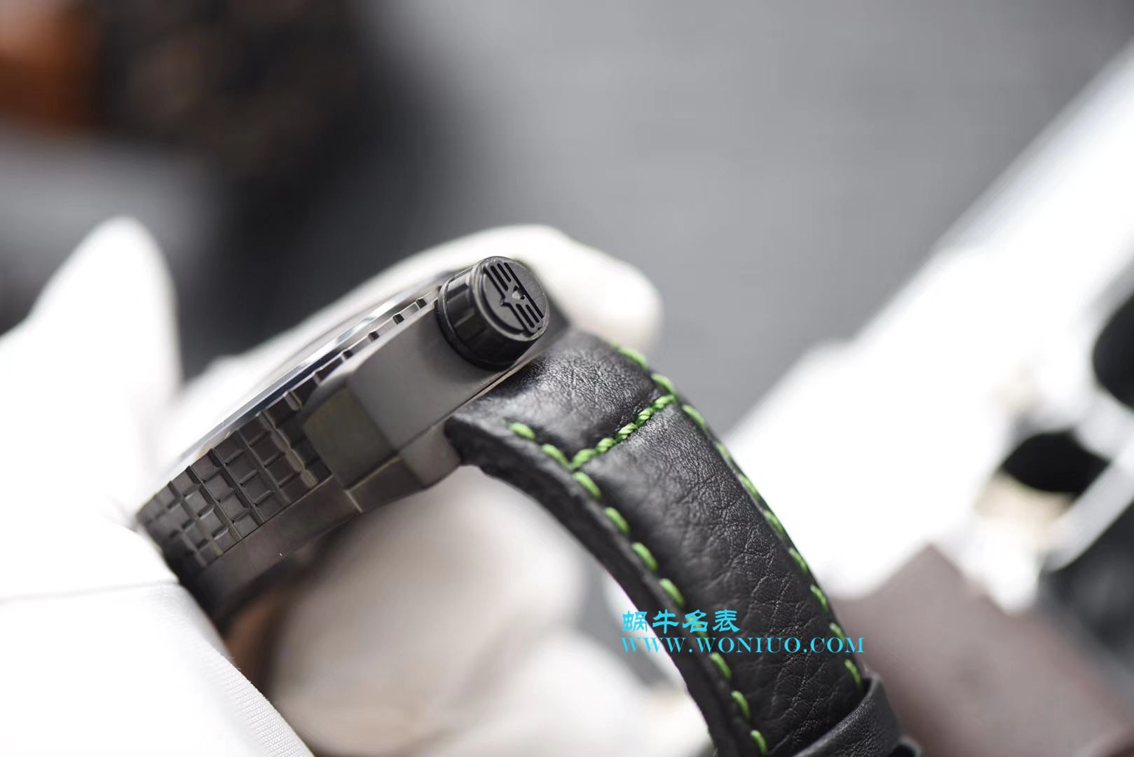 BB FACTORY 巧思之作【一表两用 奇思妙构】BBF出品BOMBERG BOLD系列 wrist watches 劲酷登场， / BB002