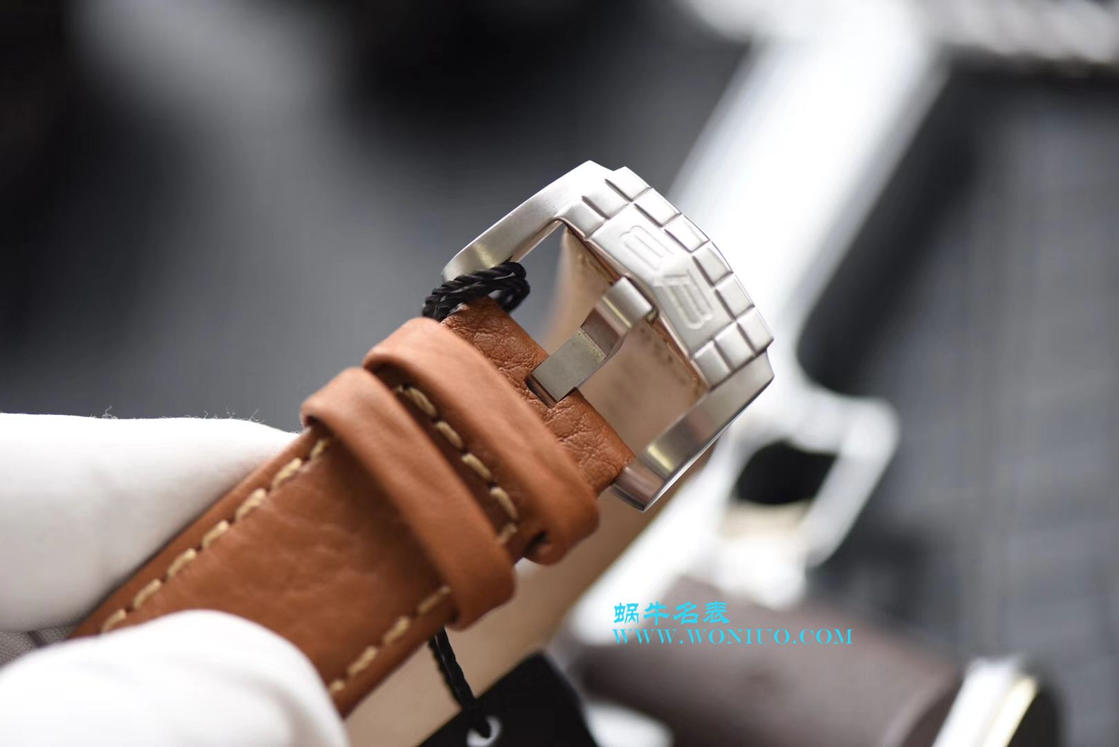 BB FACTORY 巧思之作【一表两用 奇思妙构】BBF出品BOMBERG BOLD系列 wrist watches 劲酷登场， / BB002