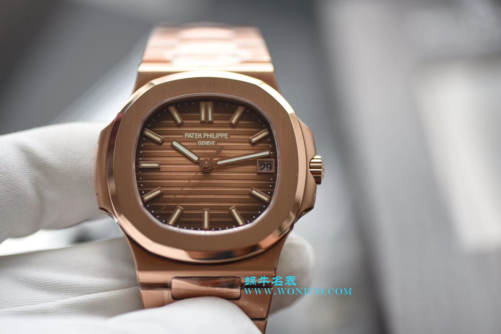 【PF Perfect  High quality  Replica  wrist watches 】 PATEK PHILIPPE 运动系列5711/1R-001 wrist watches ( Nautilus ) / BD223