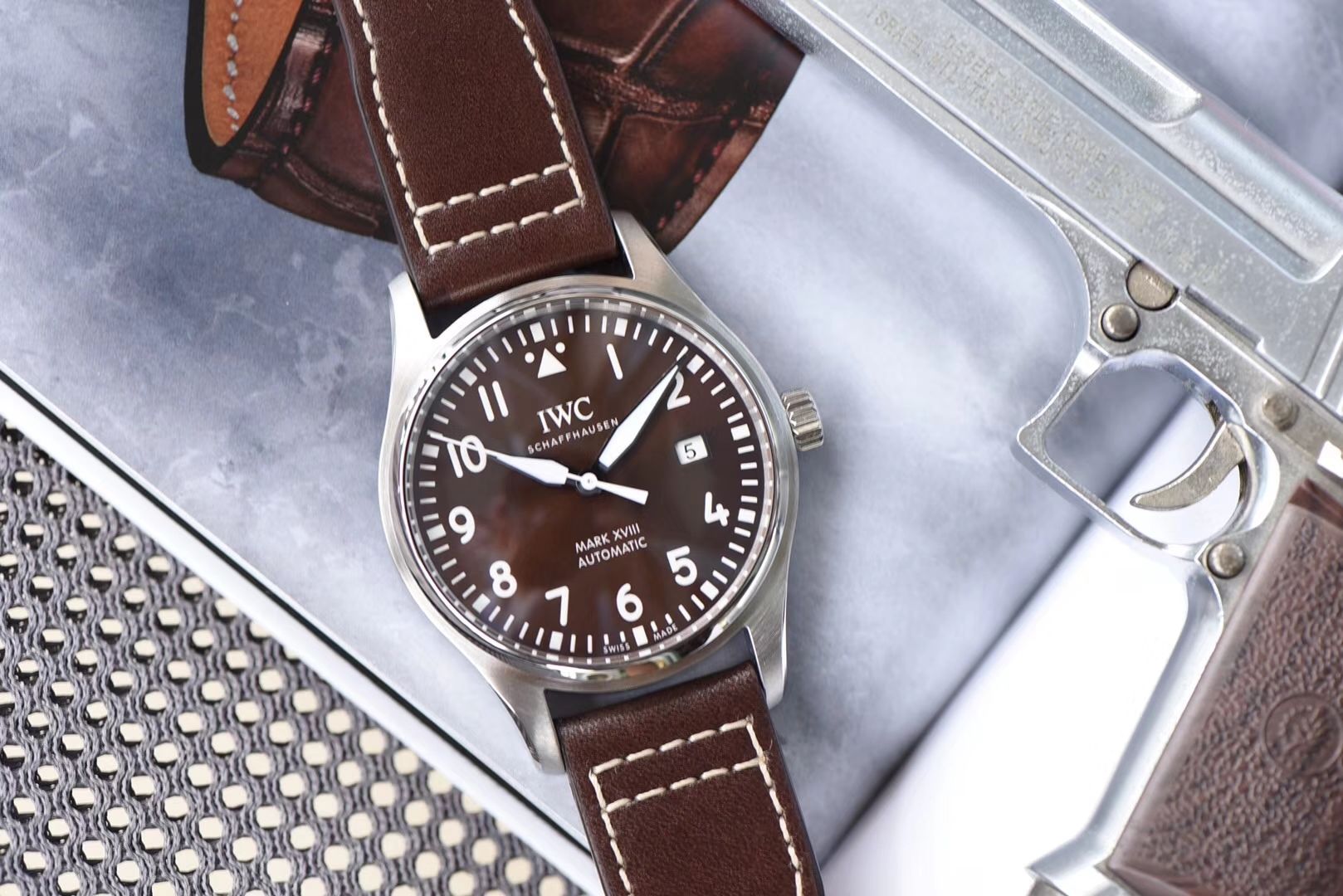 【V7 top  TOP 作品、 Perfect  High quality  Replica 】 IWC 表  MARK XVII 飞行员 wrist watches “小王子”特别版系列IW327004 wrist watches 、IW327003，IW327001,IW327002 / WG168