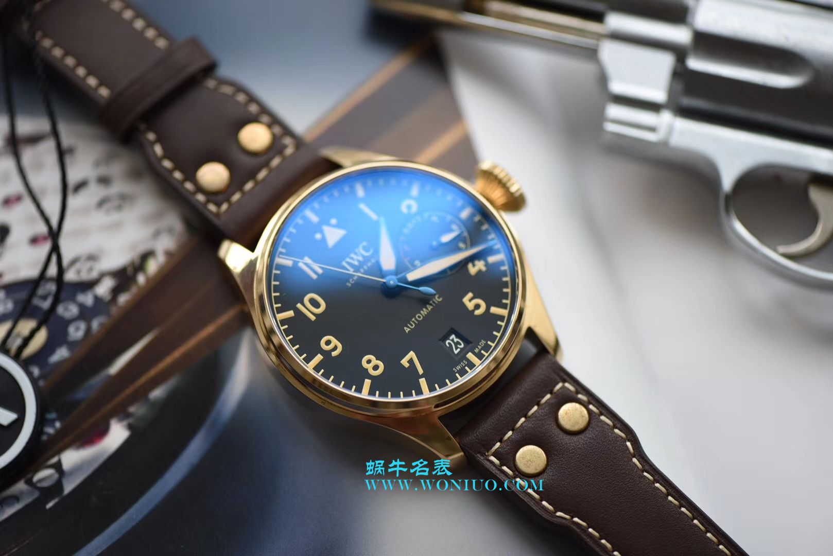 ZF新品-- IWC IWC空中霸主 Replica Copy （大飞行员）系列——IW501005青铜 wrist watches  / WG169
