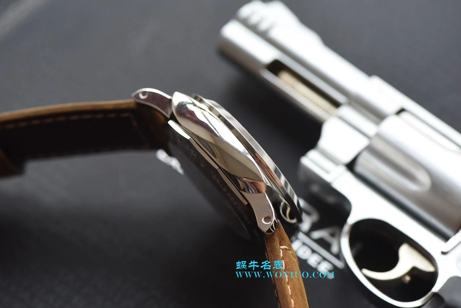 【XF Perfect  High quality  Replica Copy  Watches 】Panerai PAM1523 42MM 女款和 PAM1499 44MM男款情侣 Watches  / PAM1499