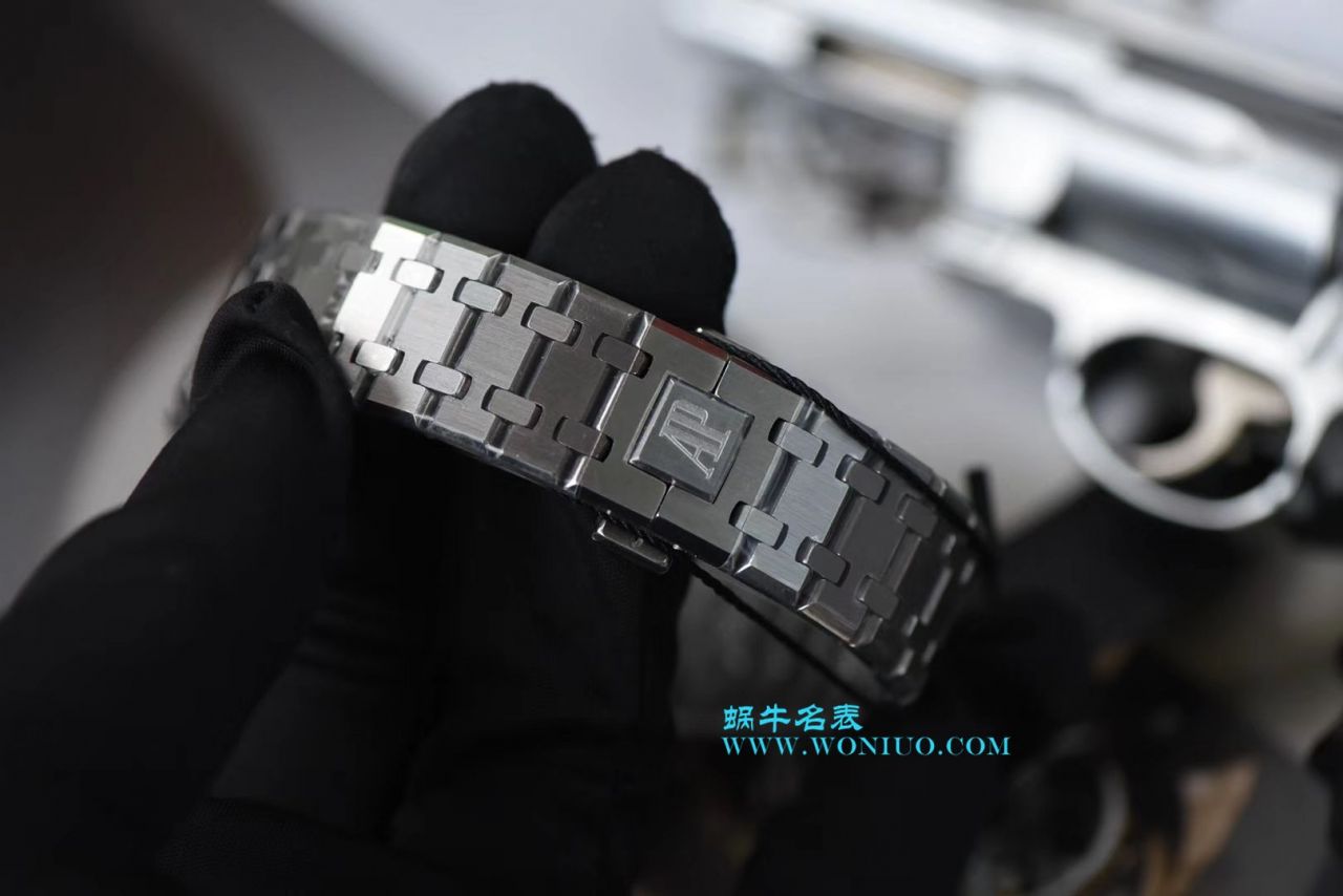 【TWA Perfect  High quality  Replica Watches 】Audemars Piguet 皇家橡树系列26120ST.OO.1220ST.02 wrist watches 蓝色、26120ST.OO.1220ST.01白、26120ST.OO.1220ST.03黑 / AP138