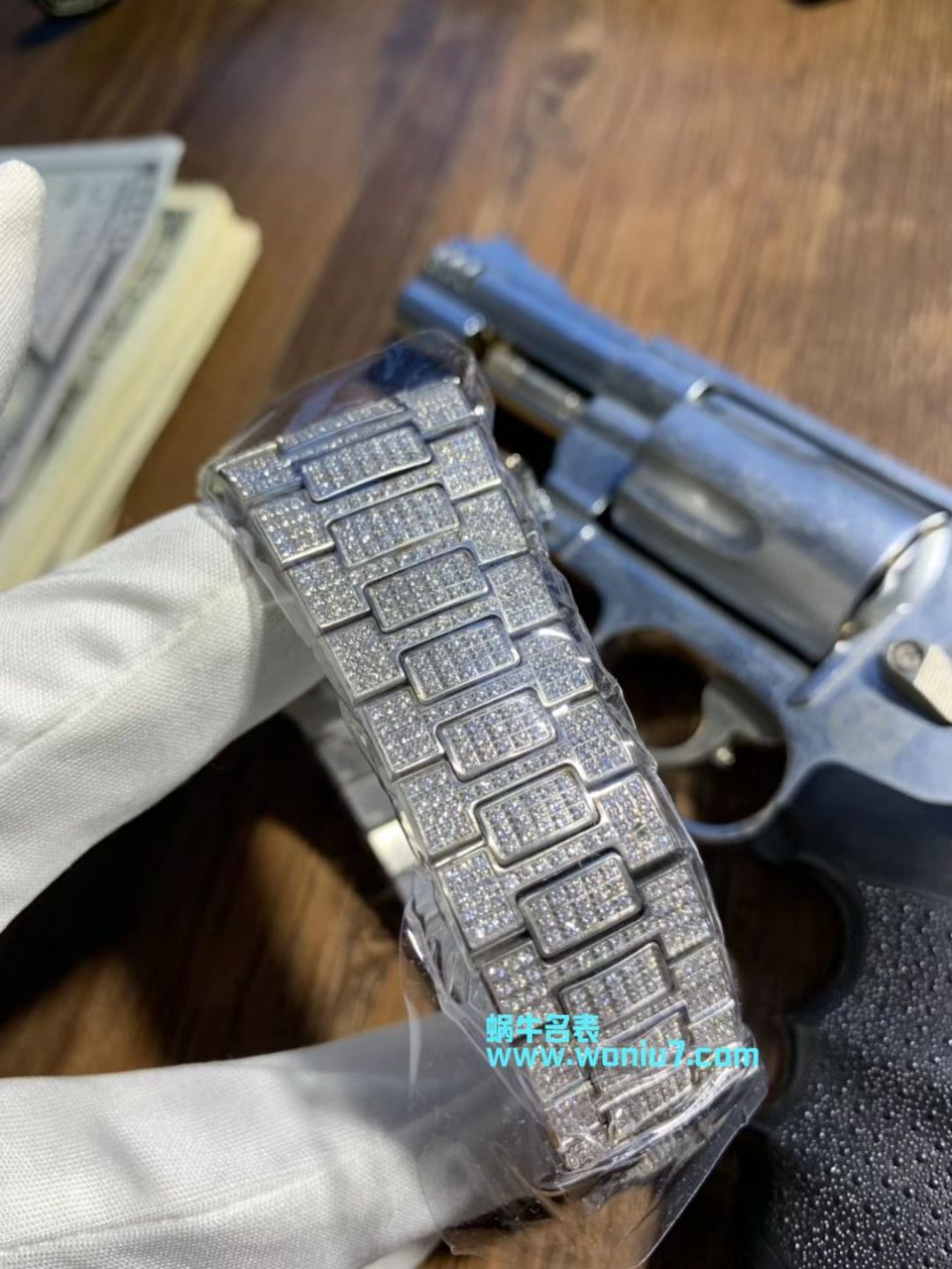 【PF Perfect  High quality  Replica Copy  Watches 】 PATEK PHILIPPE 运动系列5719/10G-010 wrist watches ( Nautilus ) / BD228