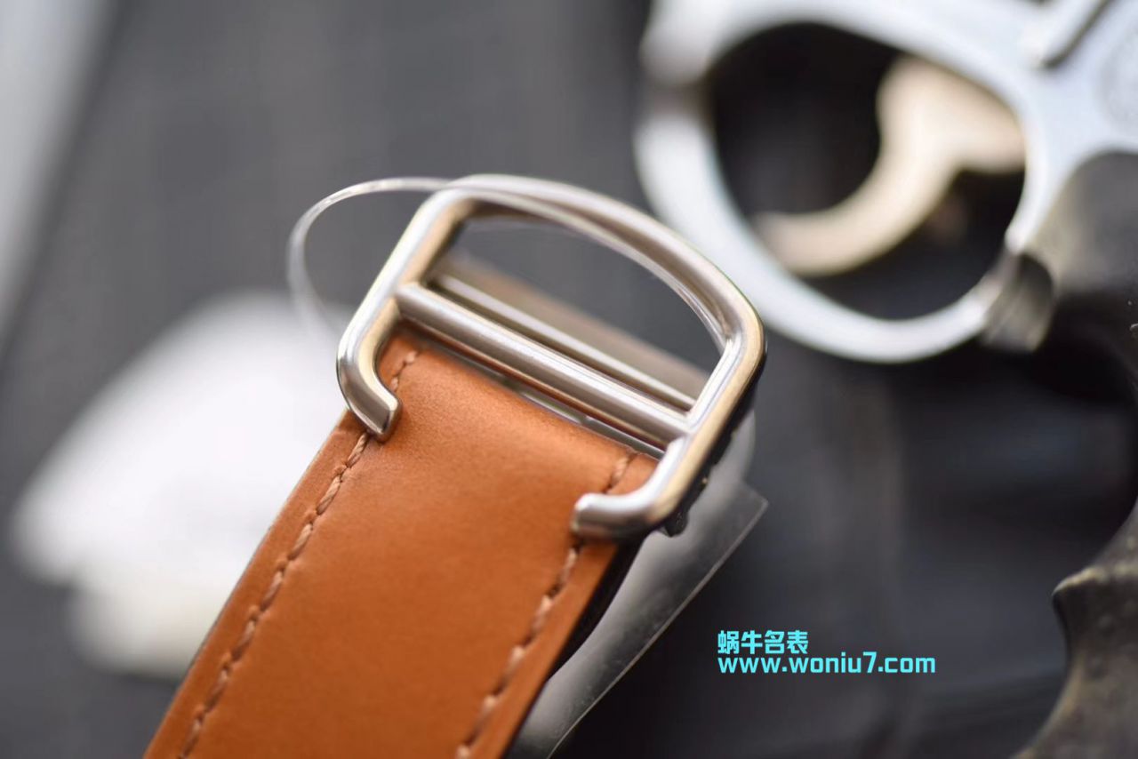 【V6 Factory  Perfect  High quality  top  Replica Watches 】 Cartier   Santos 系列WSSA0009男女情侣 wrist watches  / K165
