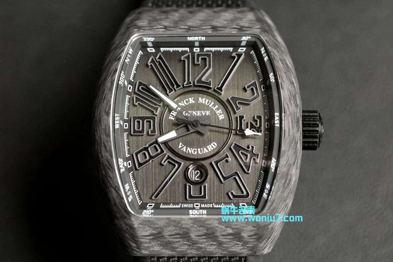 法穆兰FRANCK MULLER Replica Copy 再创新作V45在夜幕低垂之时，Vanguard Carbon  fibre 展现充满未来感的外型，令人耳目一新 / FL026