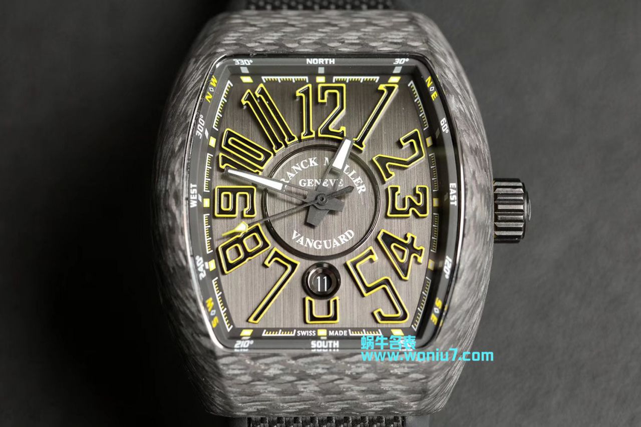 法穆兰FRANCK MULLER Replica Copy 再创新作V45在夜幕低垂之时，Vanguard Carbon  fibre 展现充满未来感的外型，令人耳目一新 / FL026