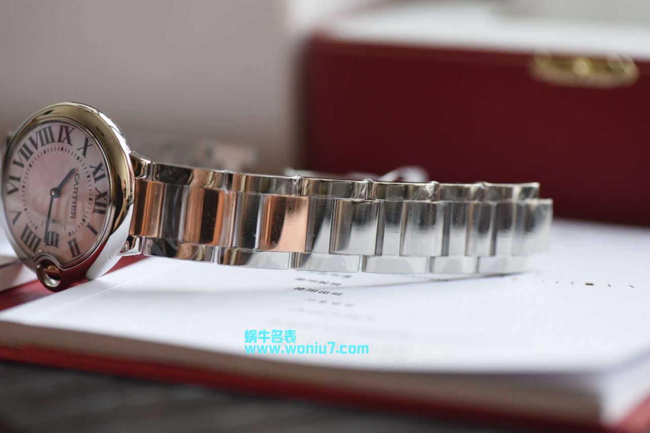 V6 Factory ～ top  Replica Copy 蓝气球鼻祖 Factory 女装36MM直径间金石英款美艳天然贝母表面 / K171