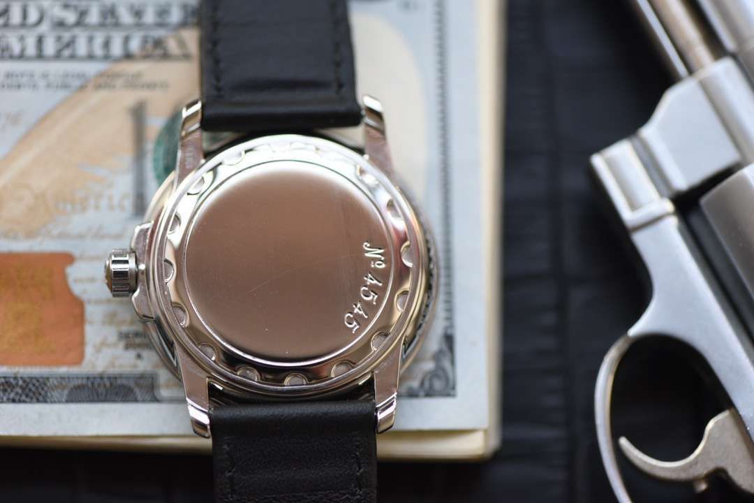 【3A Perfect  High quality  Replica Watches 】Blancpain 领袖系列莱芒湖2100-1130m-63b自动机械 wrist watches  / BPB014